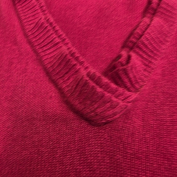 Carlisle Women's Red Ruffled V-Neck Cashmere Sweater XXL EUC Feminine Pullover - Picture 12 of 14